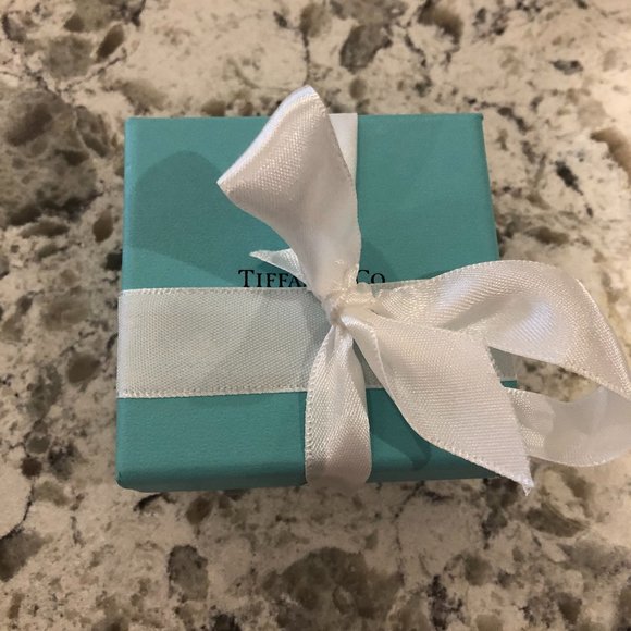 Tiffany & Company Paloma Picasso Loving Heart Sterling Silver Necklace 16” - Picture 3 of 5